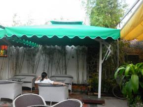 Dù che quán cà phê sân vườn tại Biên Hòa