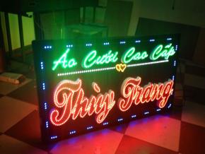 Hộp đèn tại Dĩ An